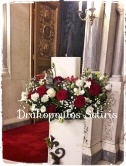 Χειμωνιάτικος γάμος στον Ι.Ν Πέτρου και Παύλου Υμηττό Χειμωνιάτικος γάμος στον Ι.Ν Πέτρου και Παύλου Υμηττό