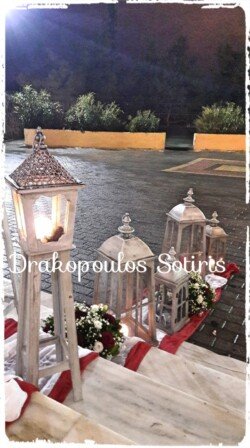 Χειμωνιάτικος γάμος στον Ι.Ν Πέτρου και Παύλου Υμηττό Χειμωνιάτικος γάμος στον Ι.Ν Πέτρου και Παύλου Υμηττό